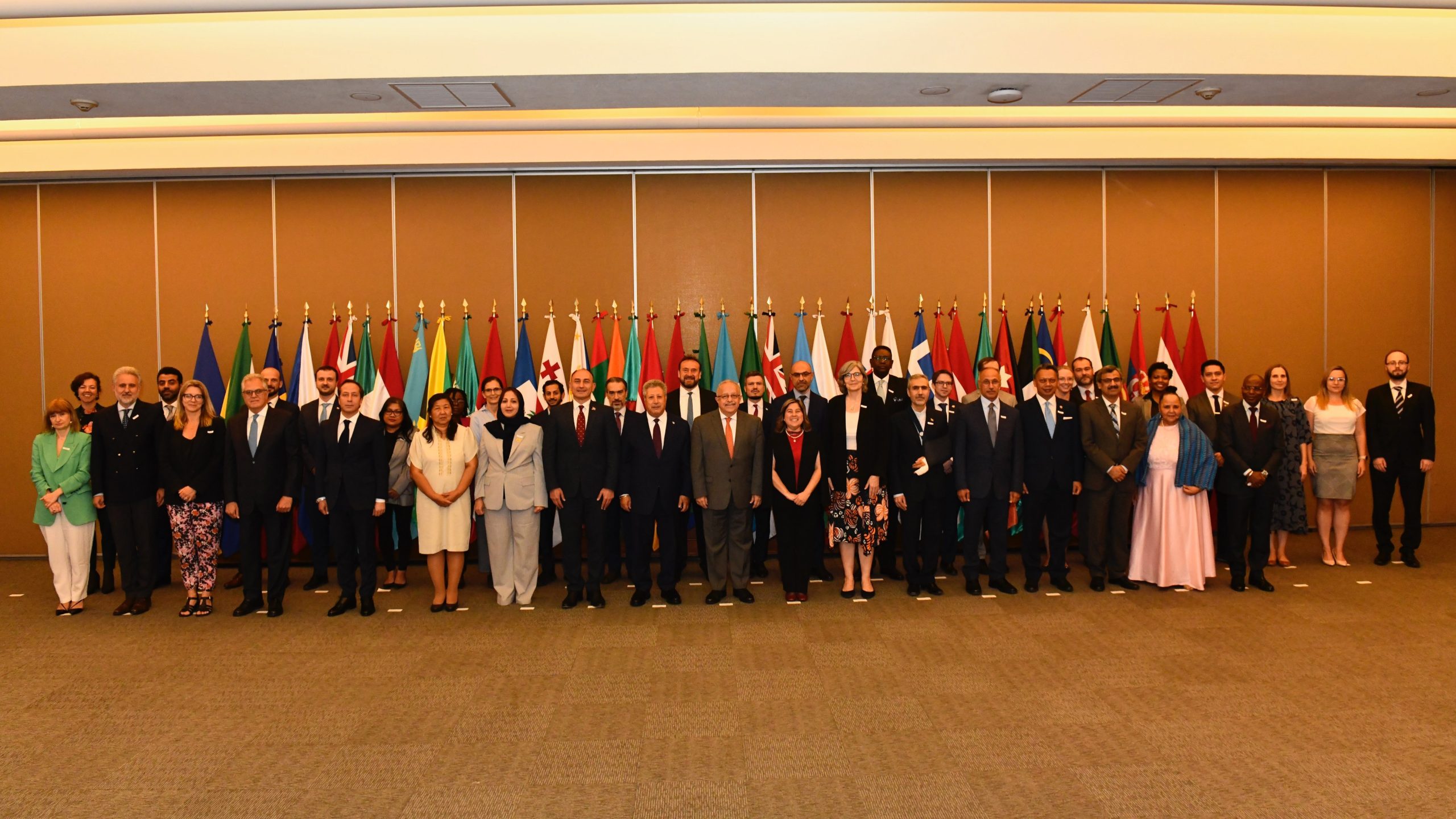 Canciller reafirma trabajo conjunto con embajadores concurrentes en México
