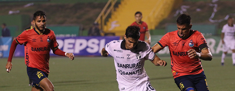 Comunicaciones y Municipal no se dañan en el clásico 328