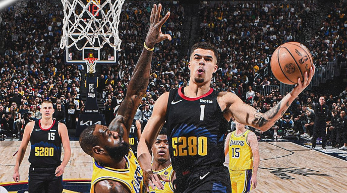 Los Nuggets a una victoria de barrer por segundo año consecutivo en los Playoffs a los Ángeles Lakers