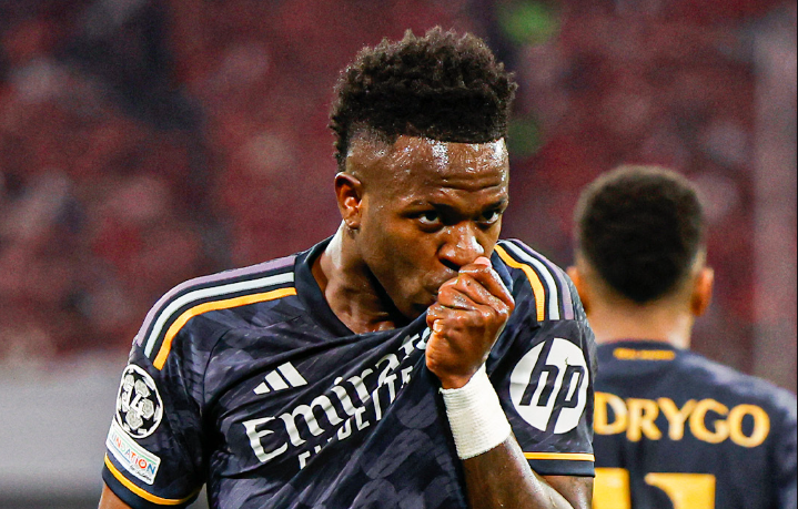 Vinícius rescata al Madrid del gigante de Baviera