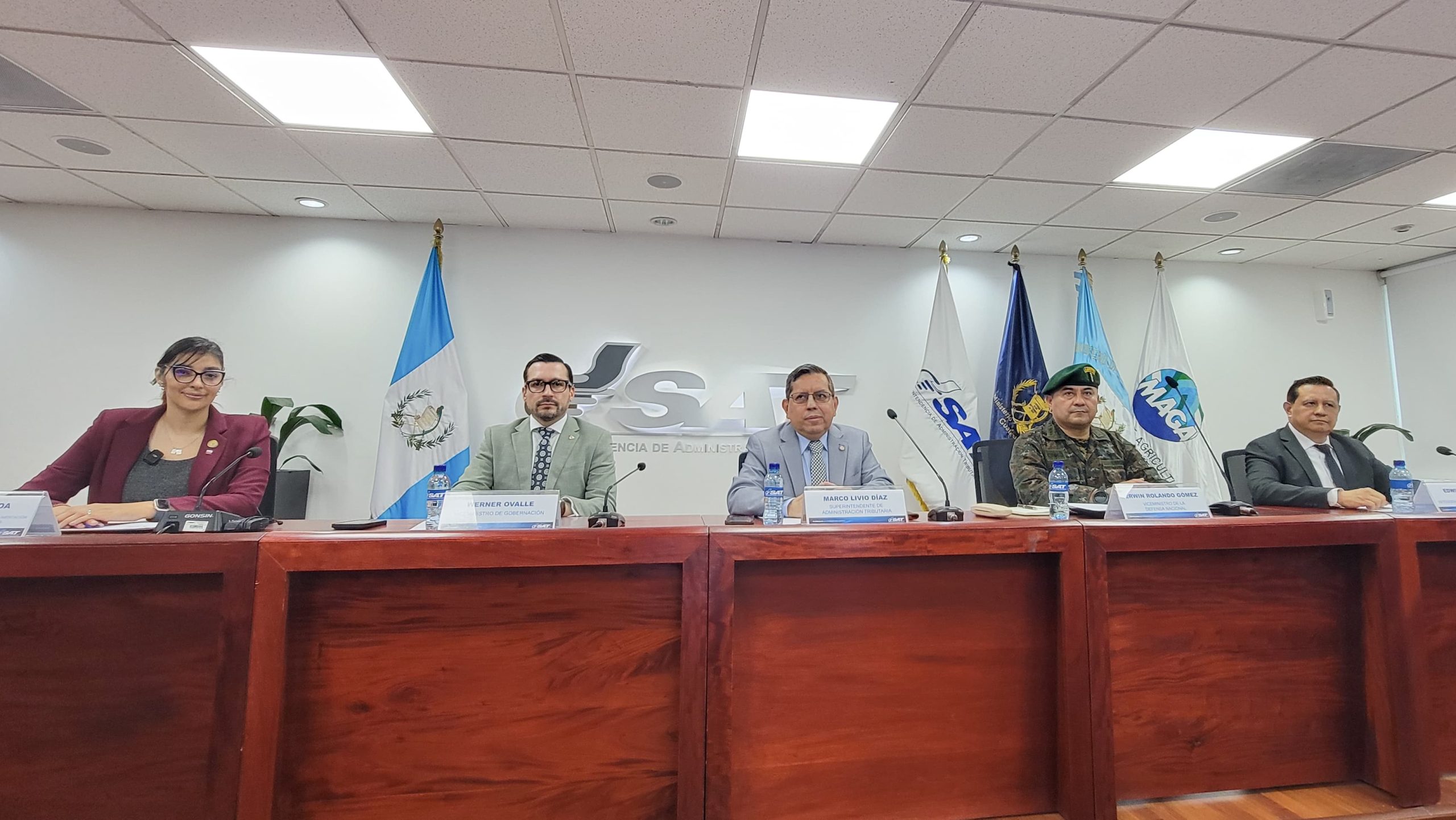 Firma de convenio para la facilitación del comercio en Guatemala