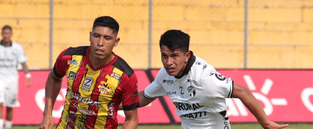 Zacapa logra un agónico empate frente a Comunicaciones