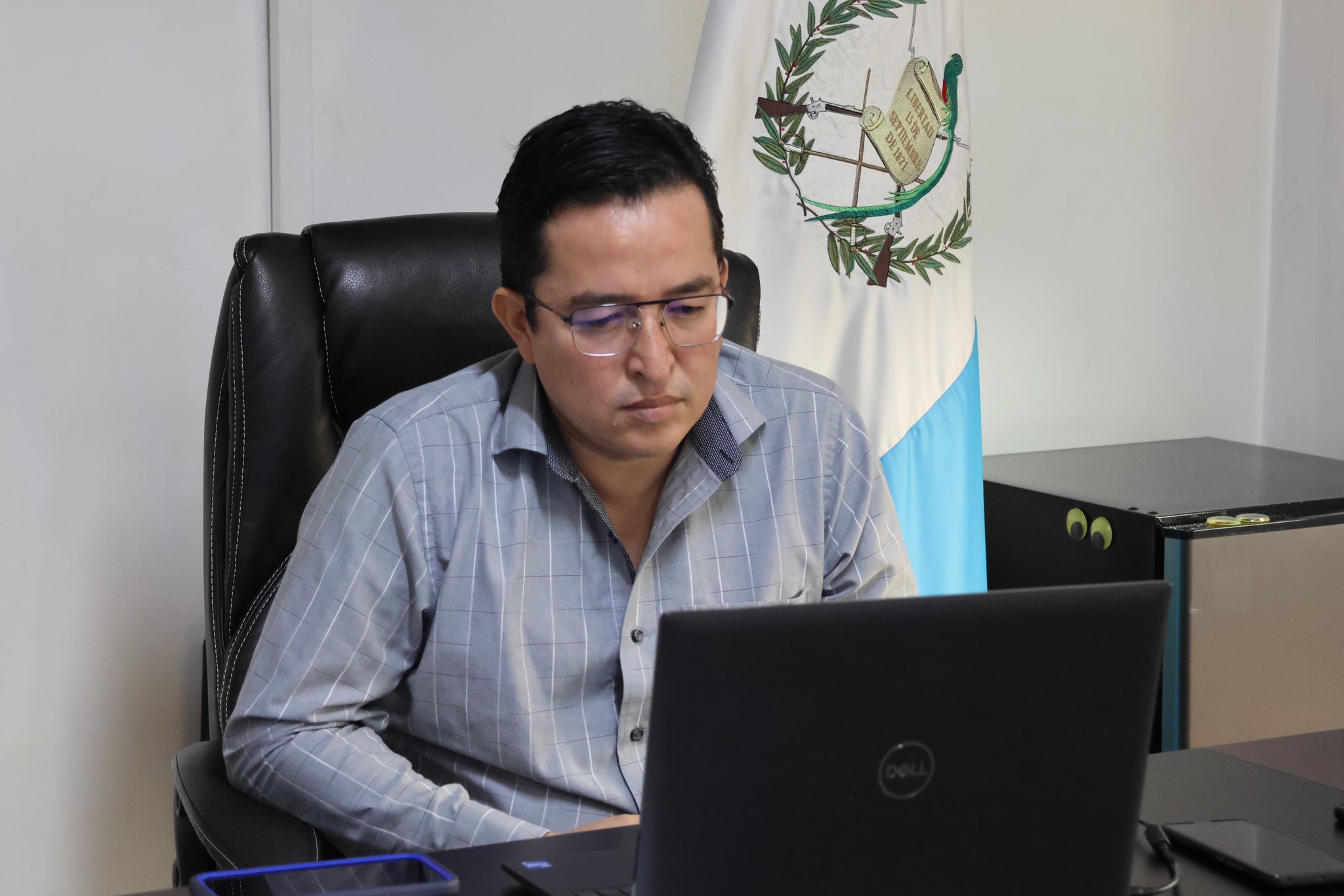 El director del Fodes comparte los nuevos objetivos de su institución. /Foto: Mides.
