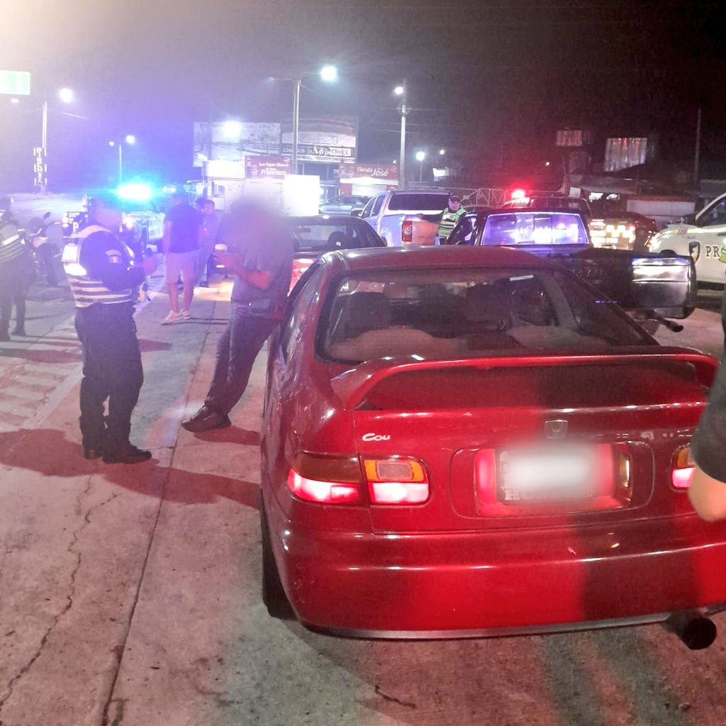 PNC impone 15 multas en operativo contra carreras clandestinas