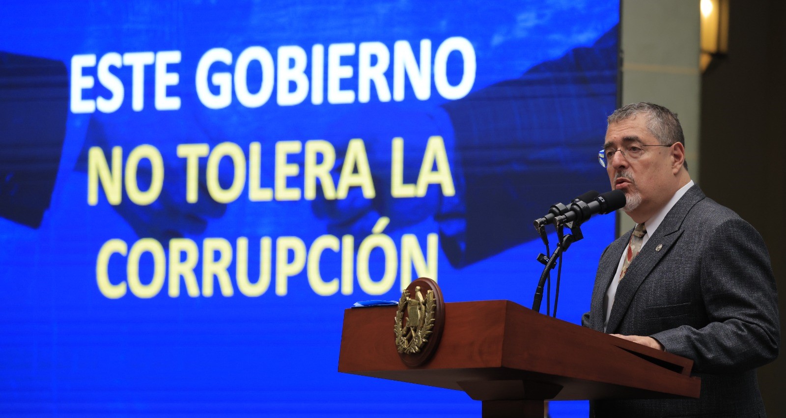 Presidente: Los grandes casos de corrupción que vayamos encontrando serán denunciados