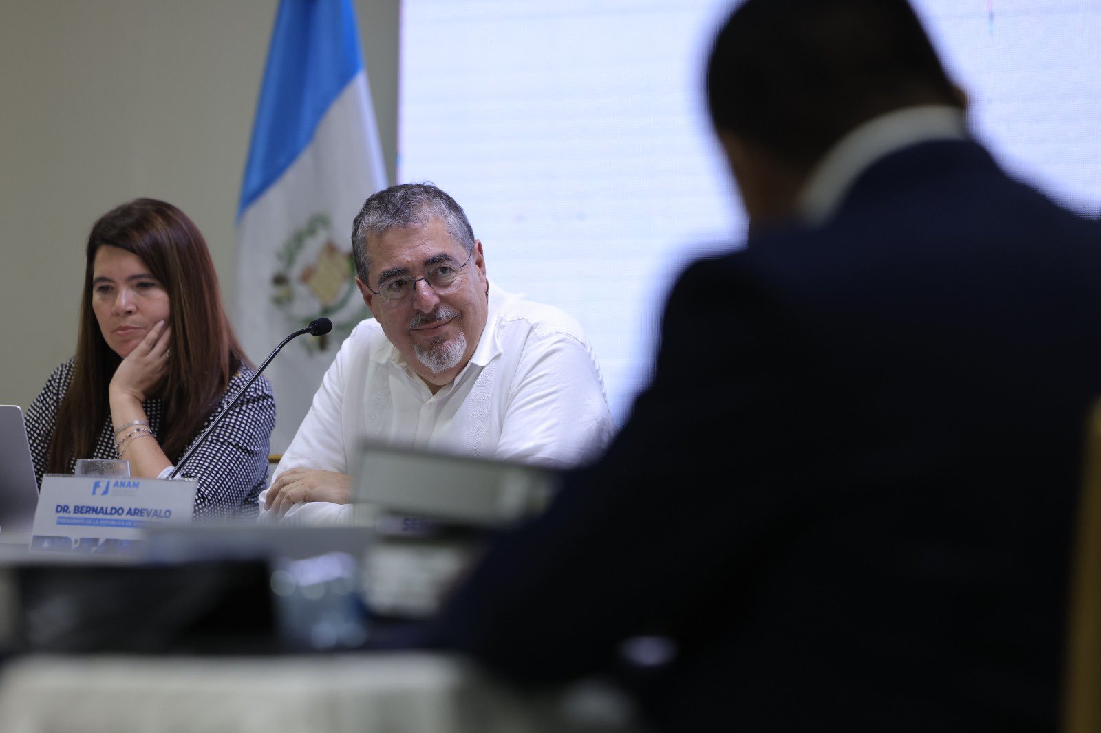 Presidente Bernardo Arévalo en Izabal.