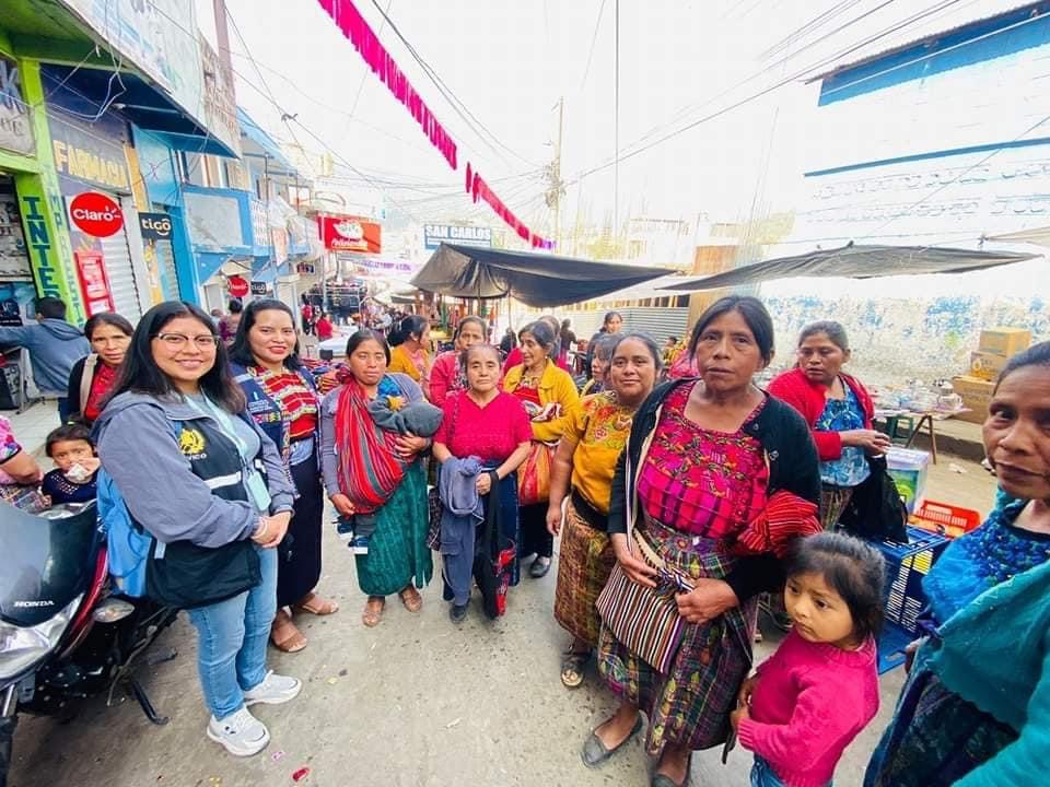 Dan seguimiento de los pagos del programa Bono Social en Comitancillo, San Marcos