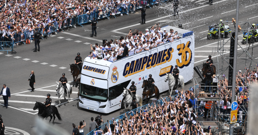 El Real Madrid celebra el título de Liga y promete ganar la Champions