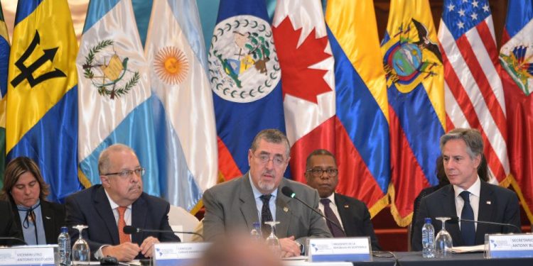 Tema migratorio, relevante en conversaciones entre presidentes Arévalo y López Obrador