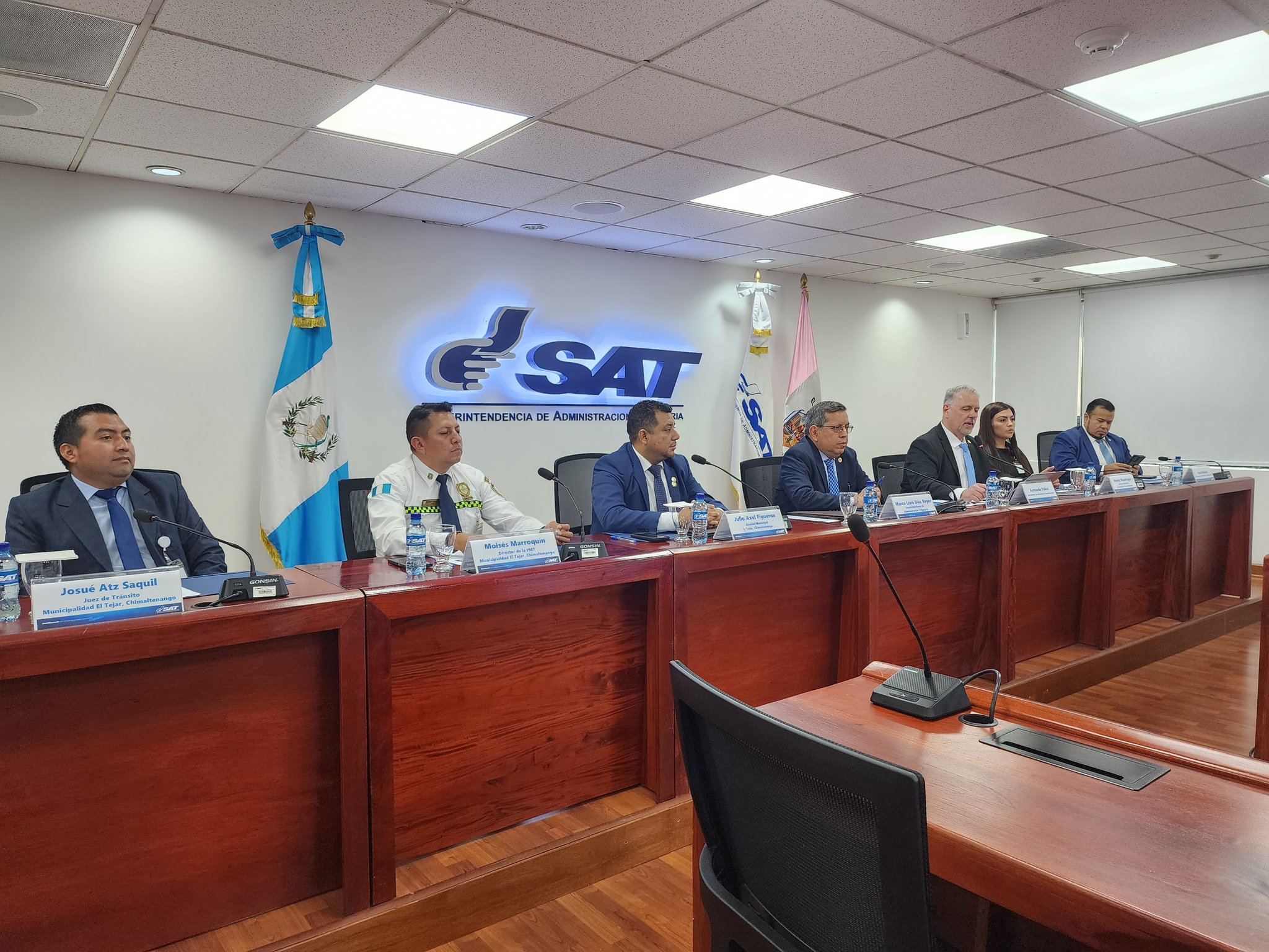 El Tejar se suma al convenio con SAT para mejorar la recaudación del impuesto de circulación