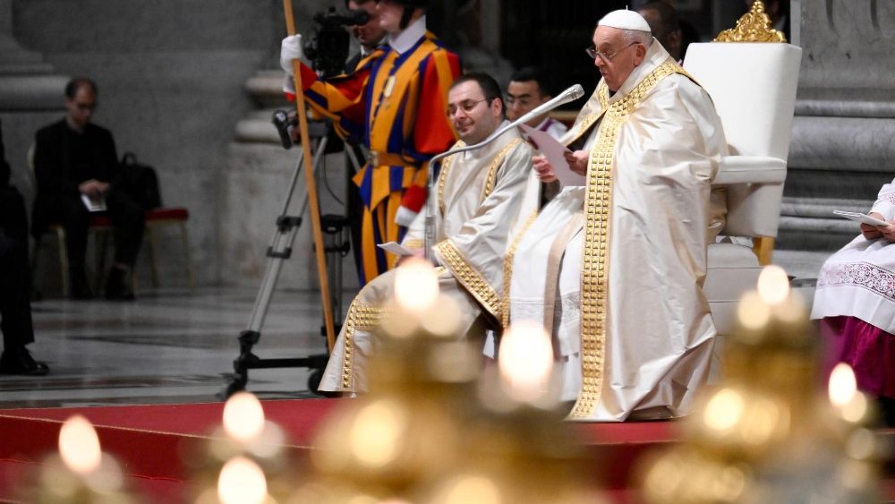 Francisco anuncia el Año Jubilar 2025. / Foto: Vatican Media.