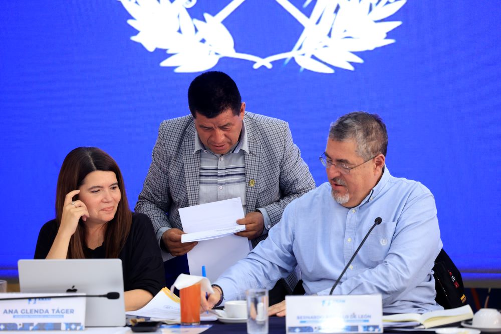 Presidente Arévalo: Para traer el desarrollo a Totonicapán hay que trabajar de la mano con los alcaldes