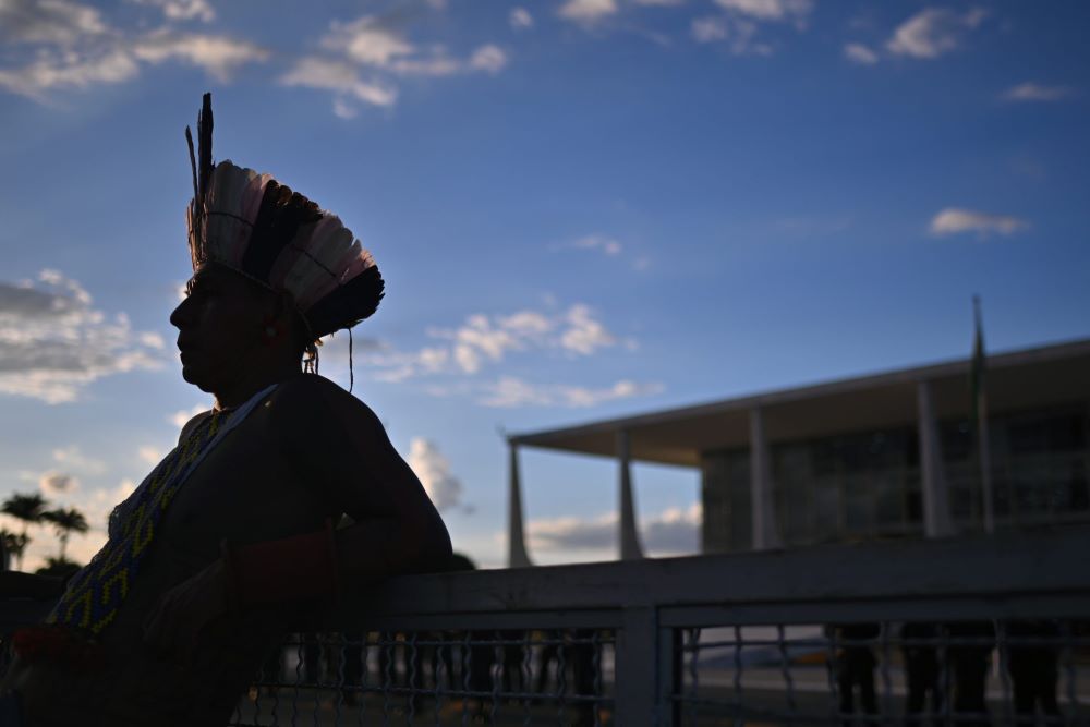 Indígenas de diferentes países, incluido Guatemala, participan en Lima en Foro Latinoamericano de la Tierra.
