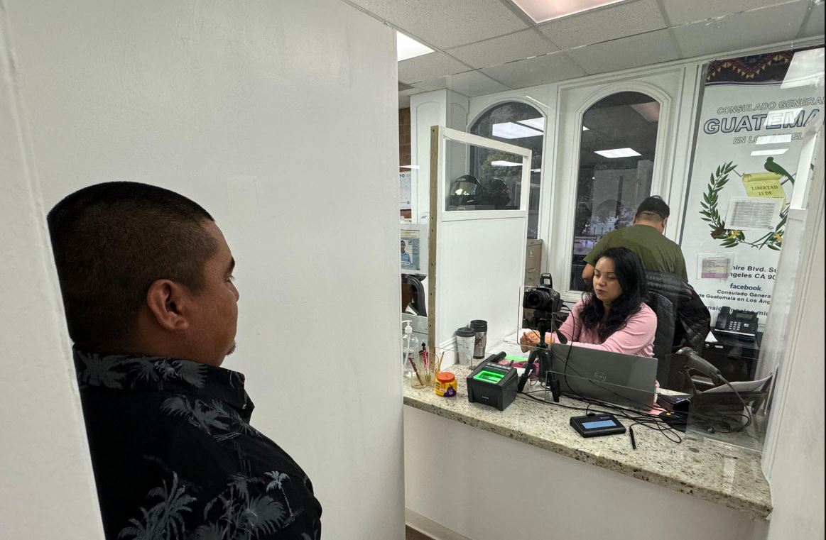 Más de 5 mil 700 servicios prestados en sábados consulares en Estados Unidos