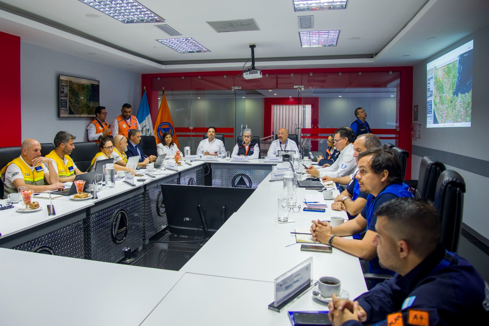 Expertos en incendios forestales de la Unión Europea visitan Se-Conred