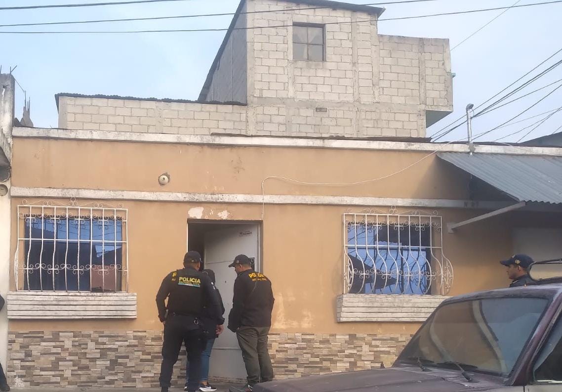 PNC ejecuta allanamientos en Guatemala, Retalhuleu y Petén