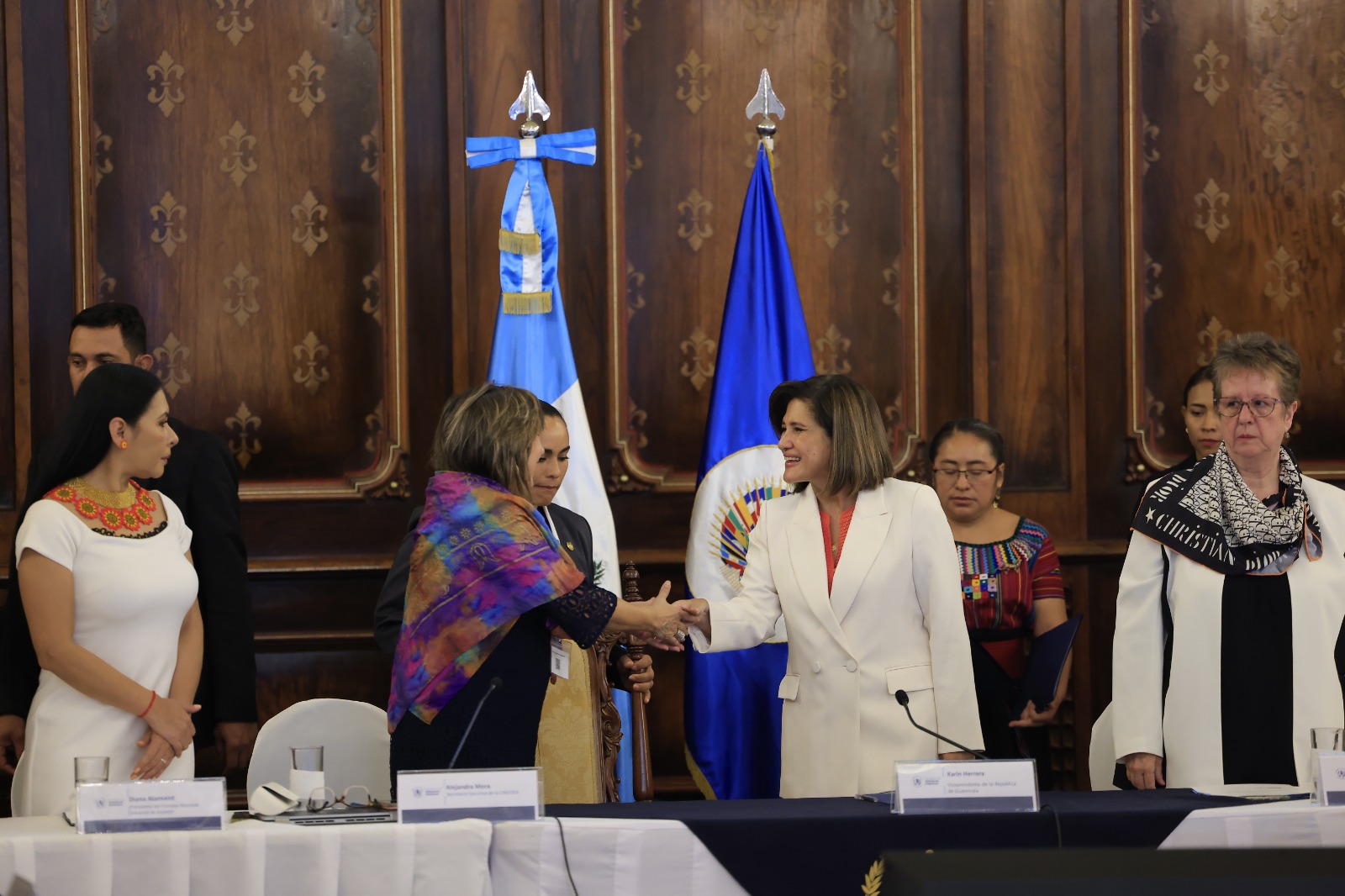 Karin Herrera encabezó el acto inaugural de la Primera Reunión de Autoridades y Expertas sobre Paridad en los Poderes Legislativo y Ejecutivo. /Foto: /Gilber García