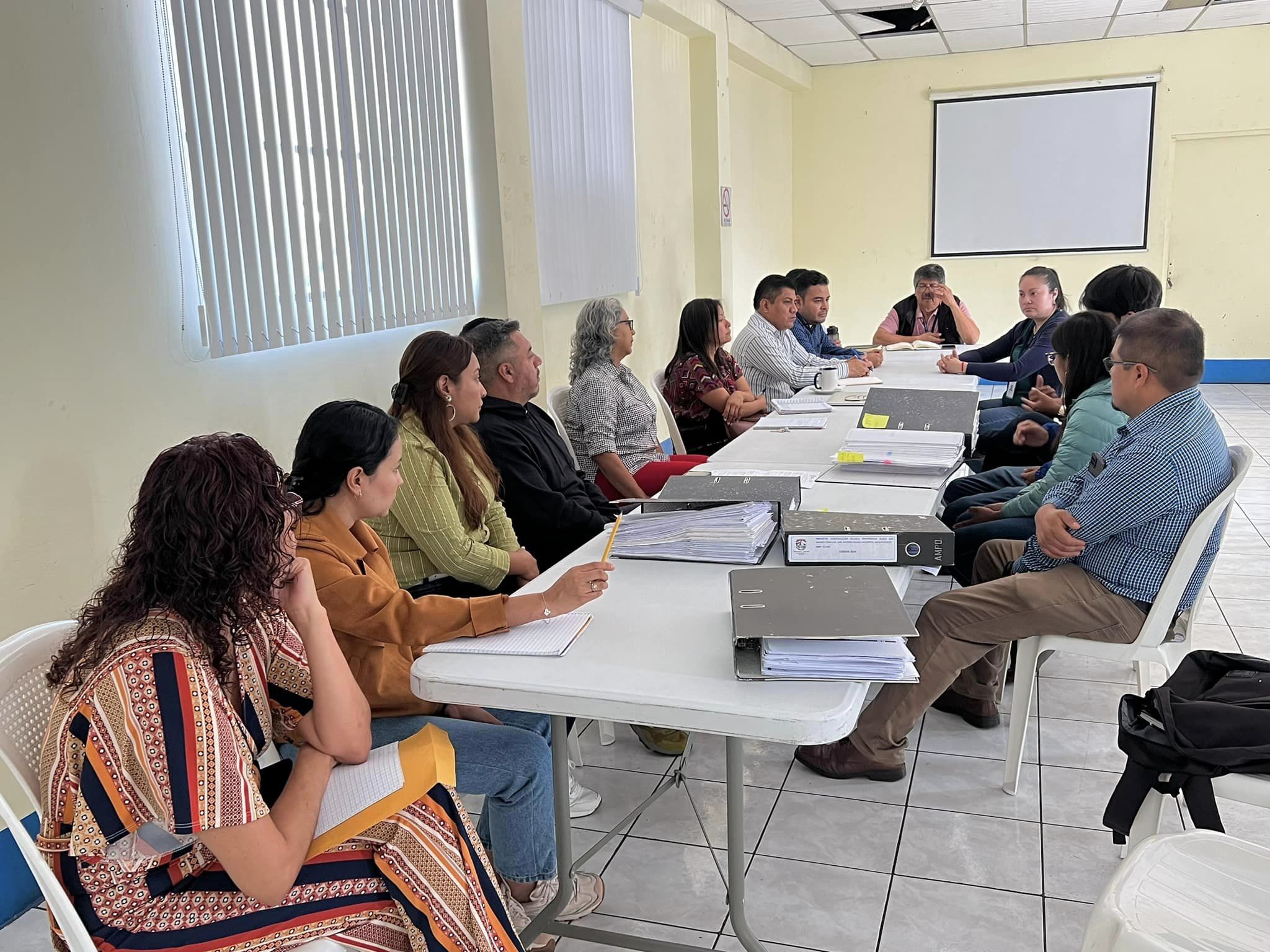Seguimiento a Mesa Técnica de Verificación de Expedientes para proyectos de Sacatepéquez