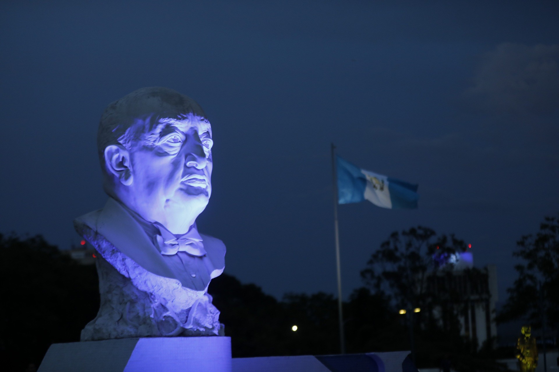 Miguel Ángel Asturias, nacional por raíces, universal por excelencia