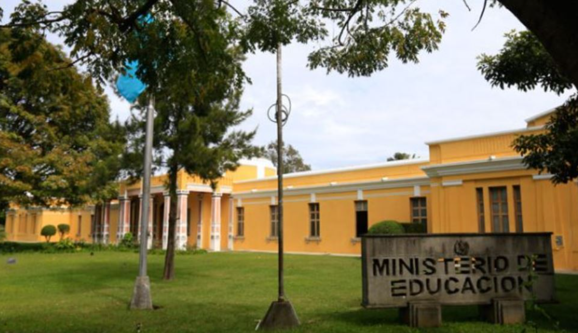 Ministerio de Educación reanuda clases presenciales en toda Guatemala