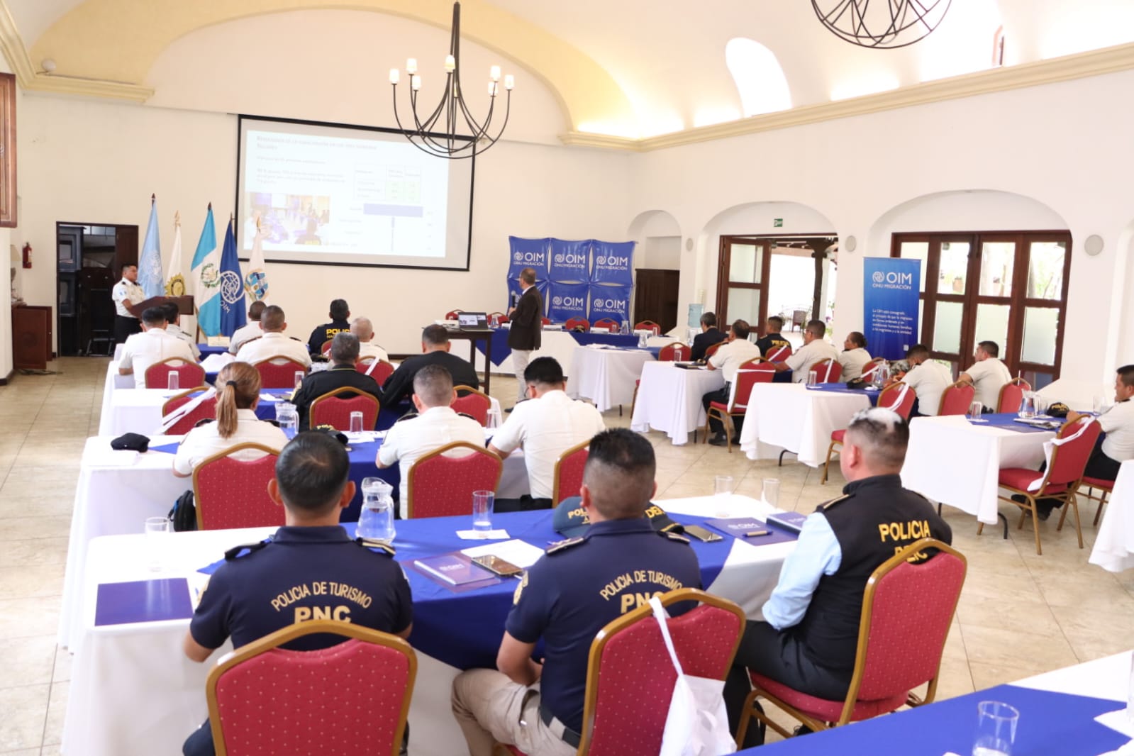 Concluye curso sobre migración y acción humanitaria