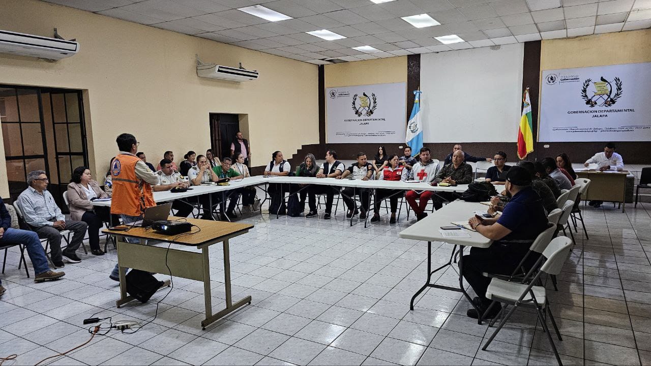 Fortalecen capacidades de la Codred en Jalapa