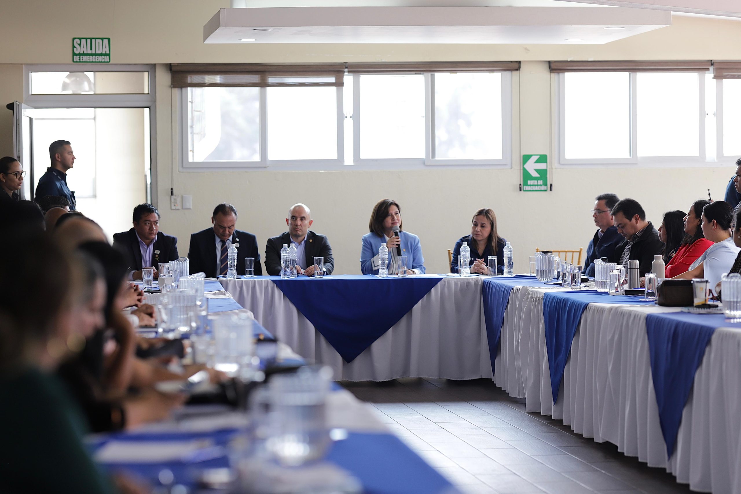 Karin Herrera lidera Encuentro Nacional de Clínicas de Atención Univet en Quetzaltenango
