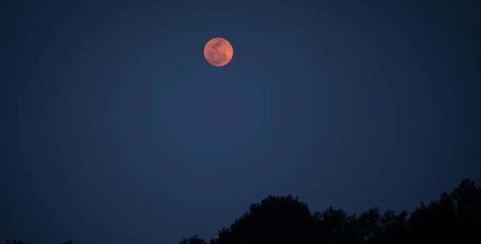 La ONU advierte de riesgo de explotación de la Luna.