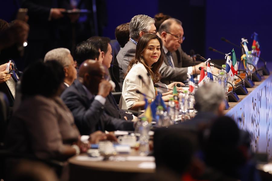 La Asamblea General de la OEA condena el intento de golpe de Estado en Bolivia.