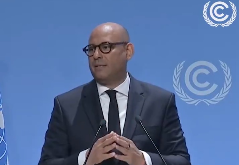Simon Stiell, secretario ejecutivo de ONU Cambio Climático anuncia nuevas herramientas de información del Marco de Transparencia Reforzado en la lucha contra el cambio climático.