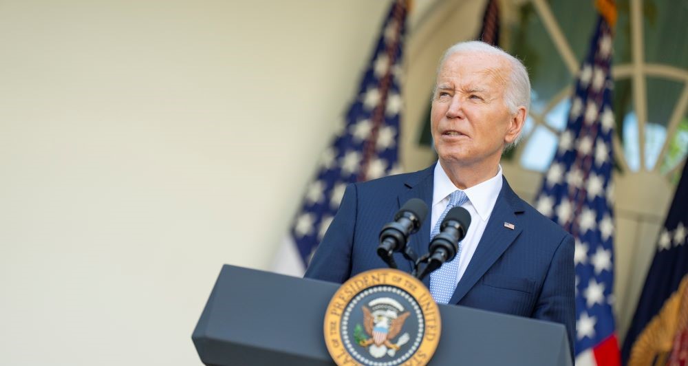 El presidente Joe Biden anuncia hoy medida para conceder estatus legal a migrantes que viven con estadounidenses.