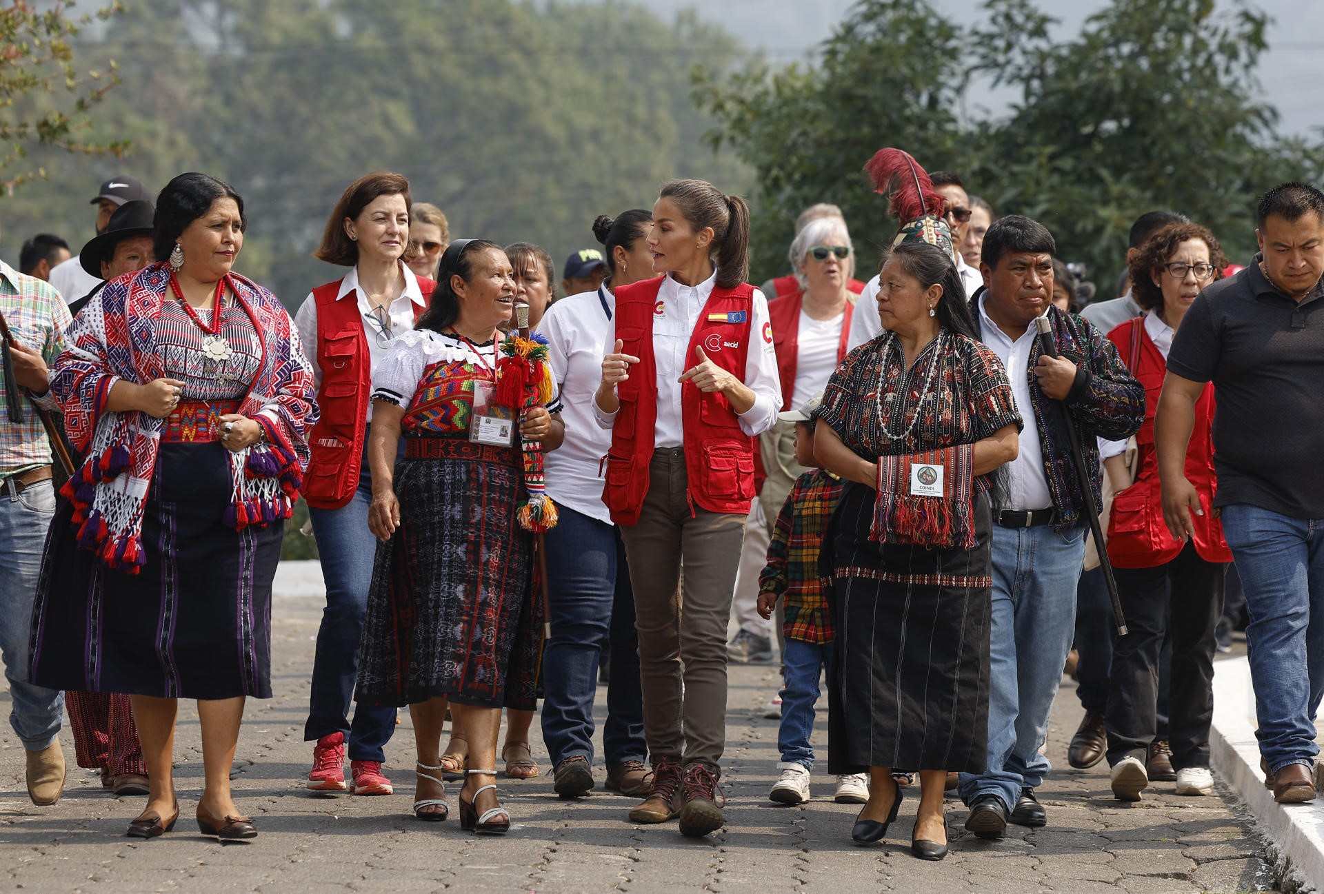 Mujeres indígenas trasladan a la reina Letizia su lucha contra el machismo