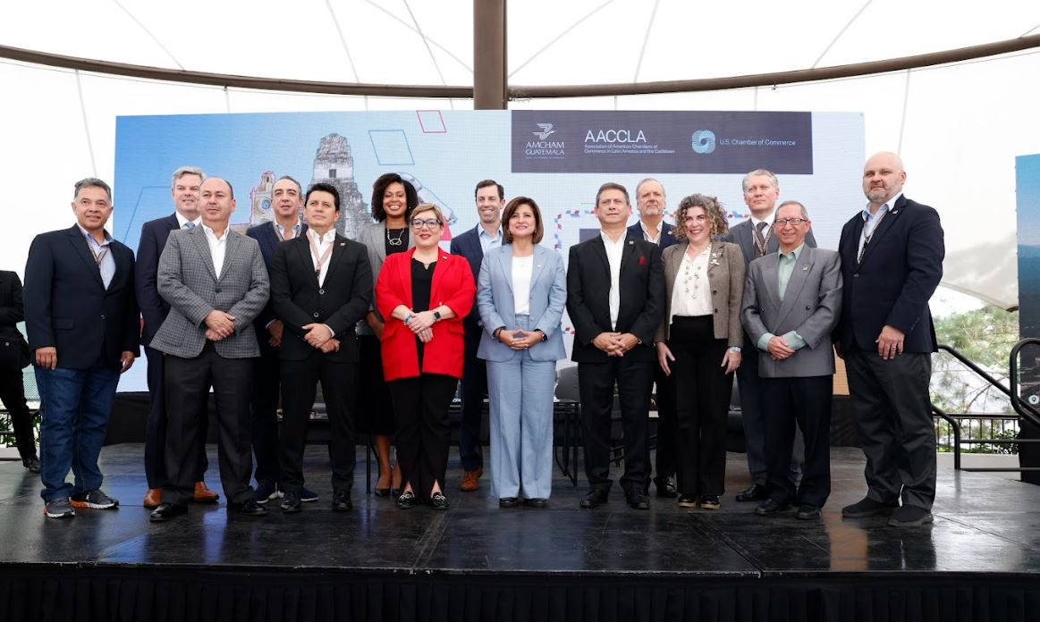 Vicepresidenta destaca compromiso de Guatemala para estrechar lazos de inversión y comercio