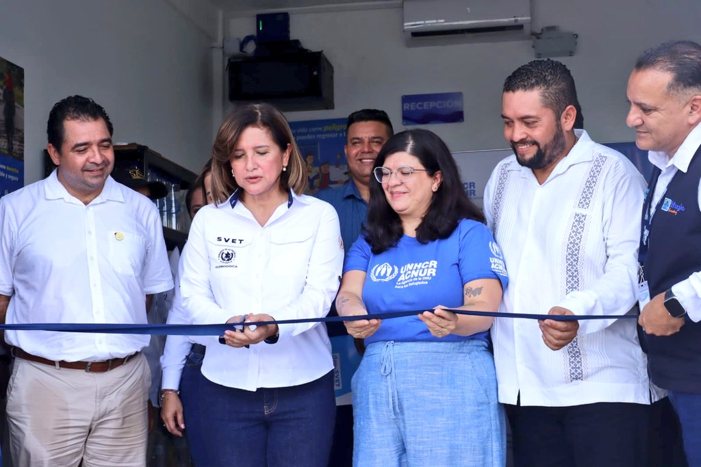 Vicepresidenta reafirma su compromiso con la protección de las personas refugiadas, migrantes y vulnerables