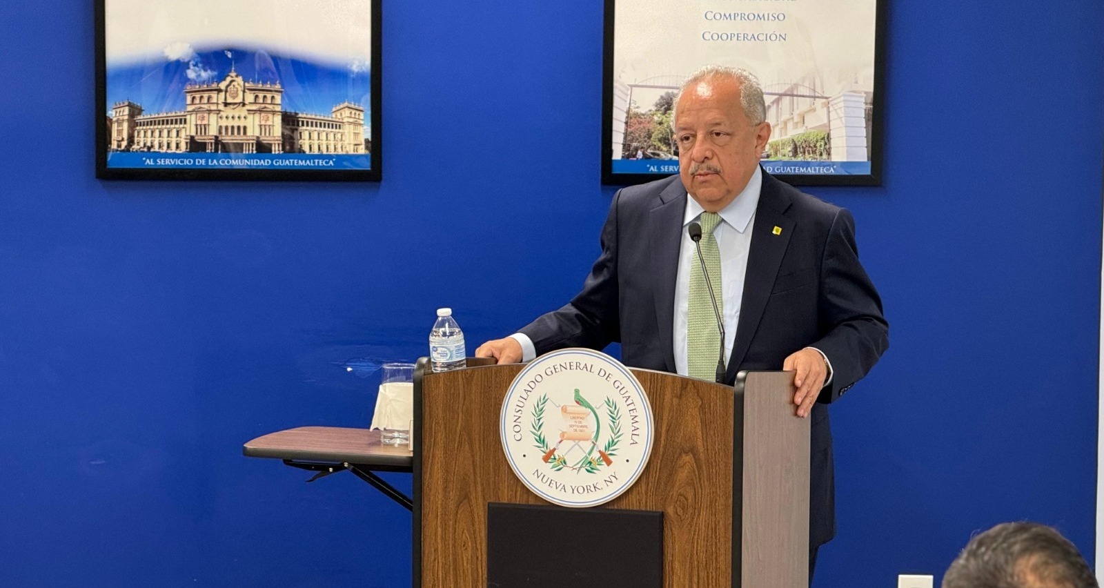 El canciller Carlos Martínez se dirigió a la comunidad guatemalteca en Nueva York. /Foto: Minex.