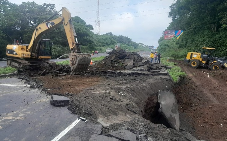 Ministro supervisa trabajos en zona de deslave Palín-Escuintla
