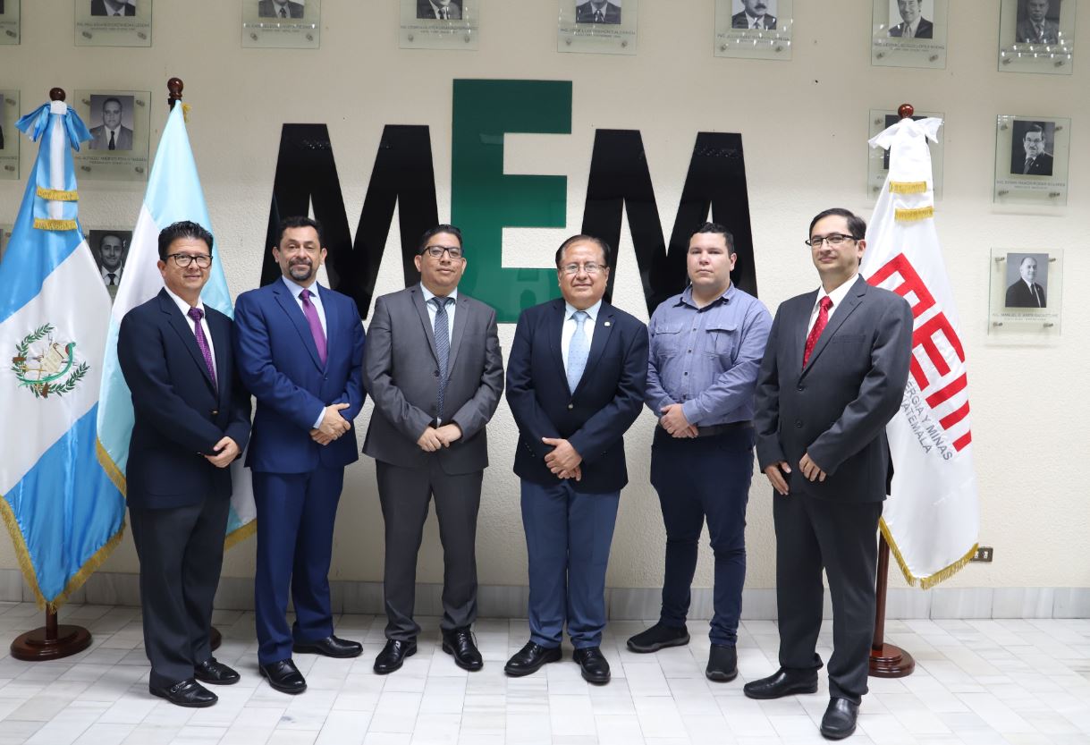 Guatemala y Honduras fortalecen cooperación en el sector de energía 