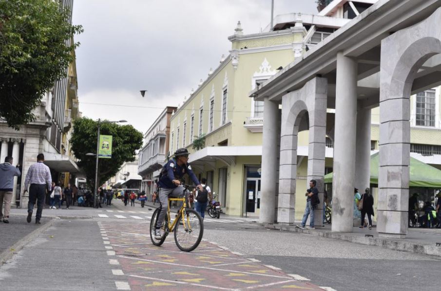 Compromiso con la mejora de la infraestructura vial y la movilidad en el departamento de Guatemala