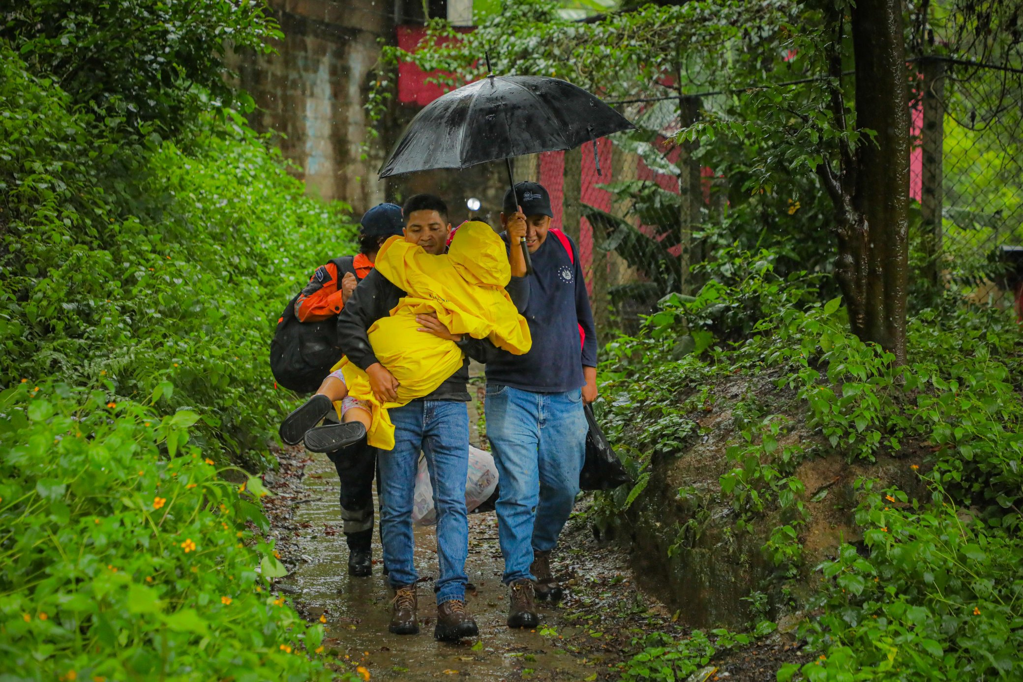 Lluvias también afectan al país vecino de El Salvador. / Foto: Protección Civil de El Salvador.