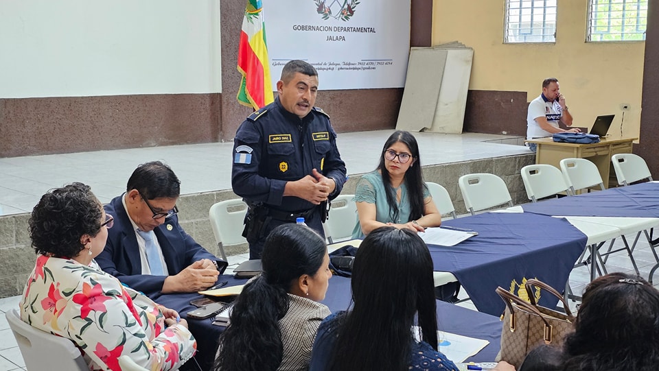 Reunión interinstitucional para mejorar acciones de seguridad en Jalapa