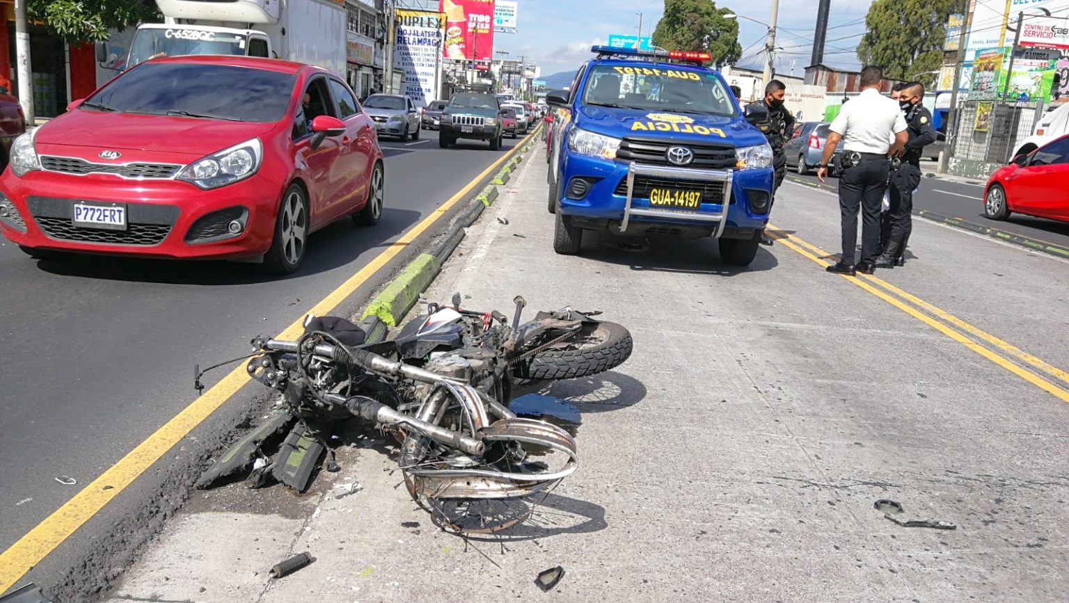 Según las estadísticas del IGSS, cada año aumentan en 3 mil casos, la atención de pacientes que han sufrido accidentes por el uso de motocicleta. / Foto: IGSS.
