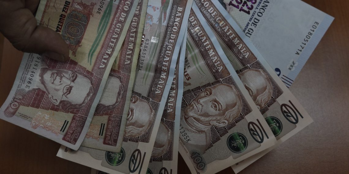 Banguat evita que el dólar estadounidense se deslice. / Foto: DCA.