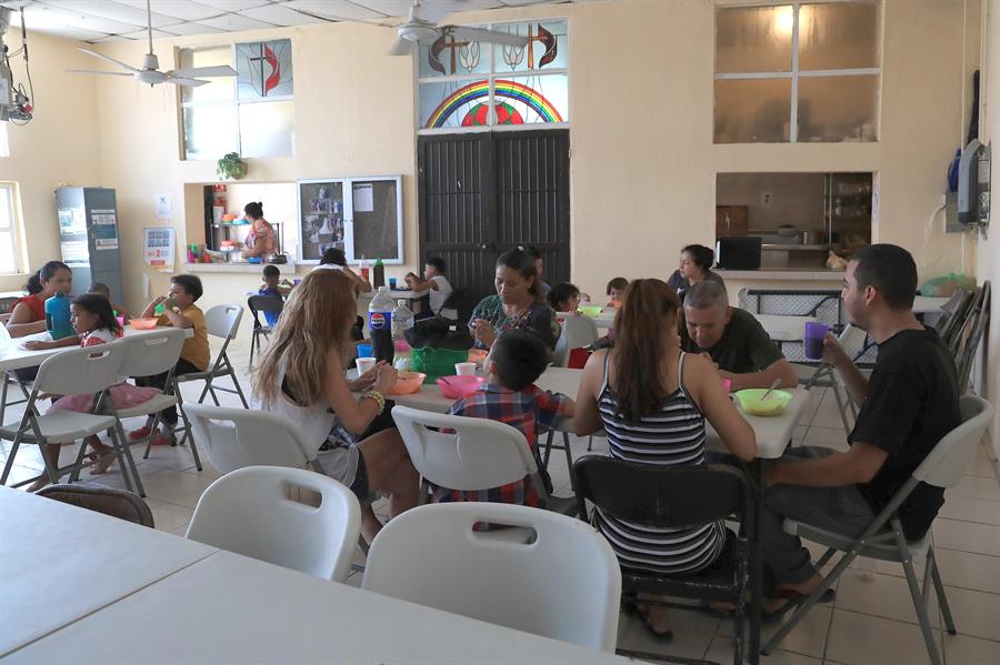 Migrantes que se encuentran en albergue en frontera con EE. UU. temen por discurso antiinmigrante de Trump.