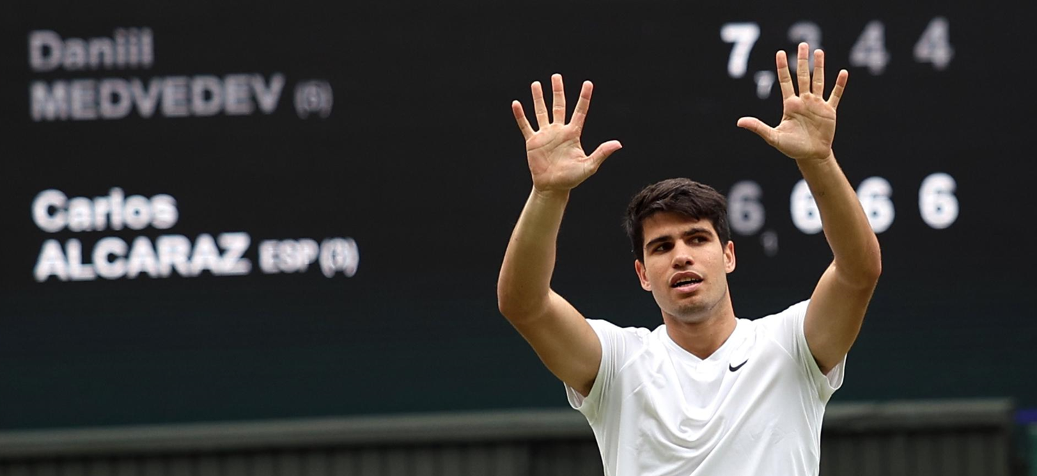 Carlos Alcaraz dibuja su segunda final de Wimbledon