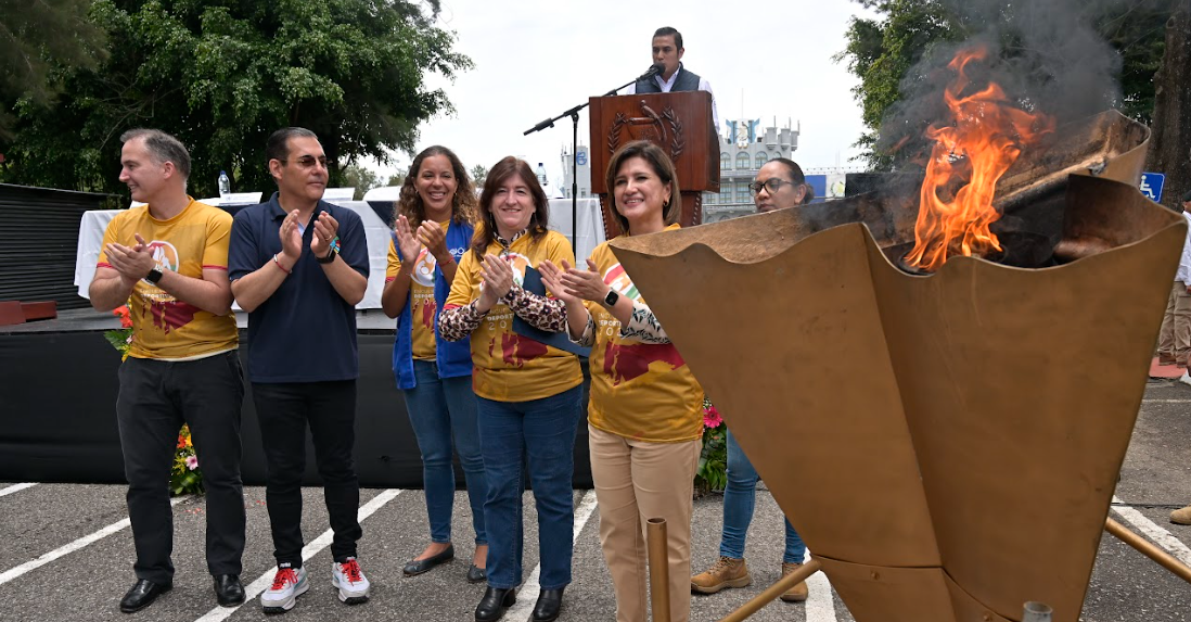 Vicepresidenta Karin Herrera envía mensaje a los atletas olímpicos