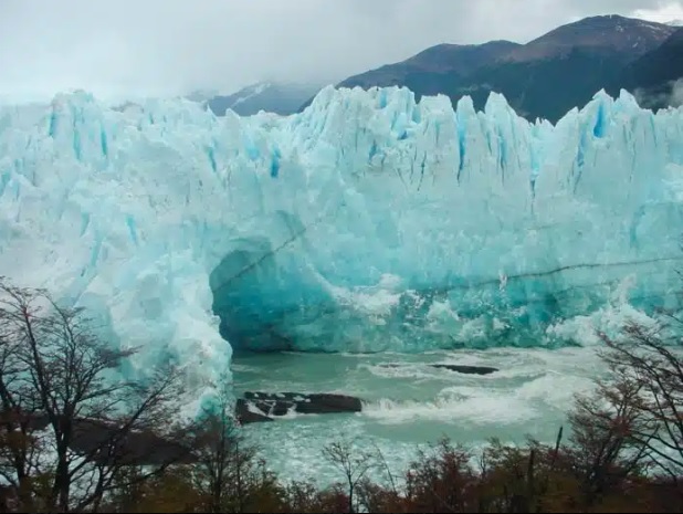 El deshielo de los glaciares en el ártico está ocurriendo más rápido de lo que se pensaba.