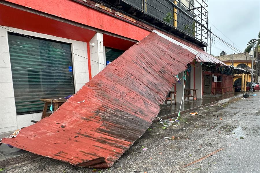 El huracán Beryl causó daños en Tulum, Quintana Roo, México, sin causar lesionados ni fallecidos.