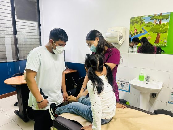 Más de 400 menores han sido atendidos en las modernas clínica de traumatología, en el Hospital de Pediatría Joyabaj, ubicado en la zona 11. / Foto: IGSS.