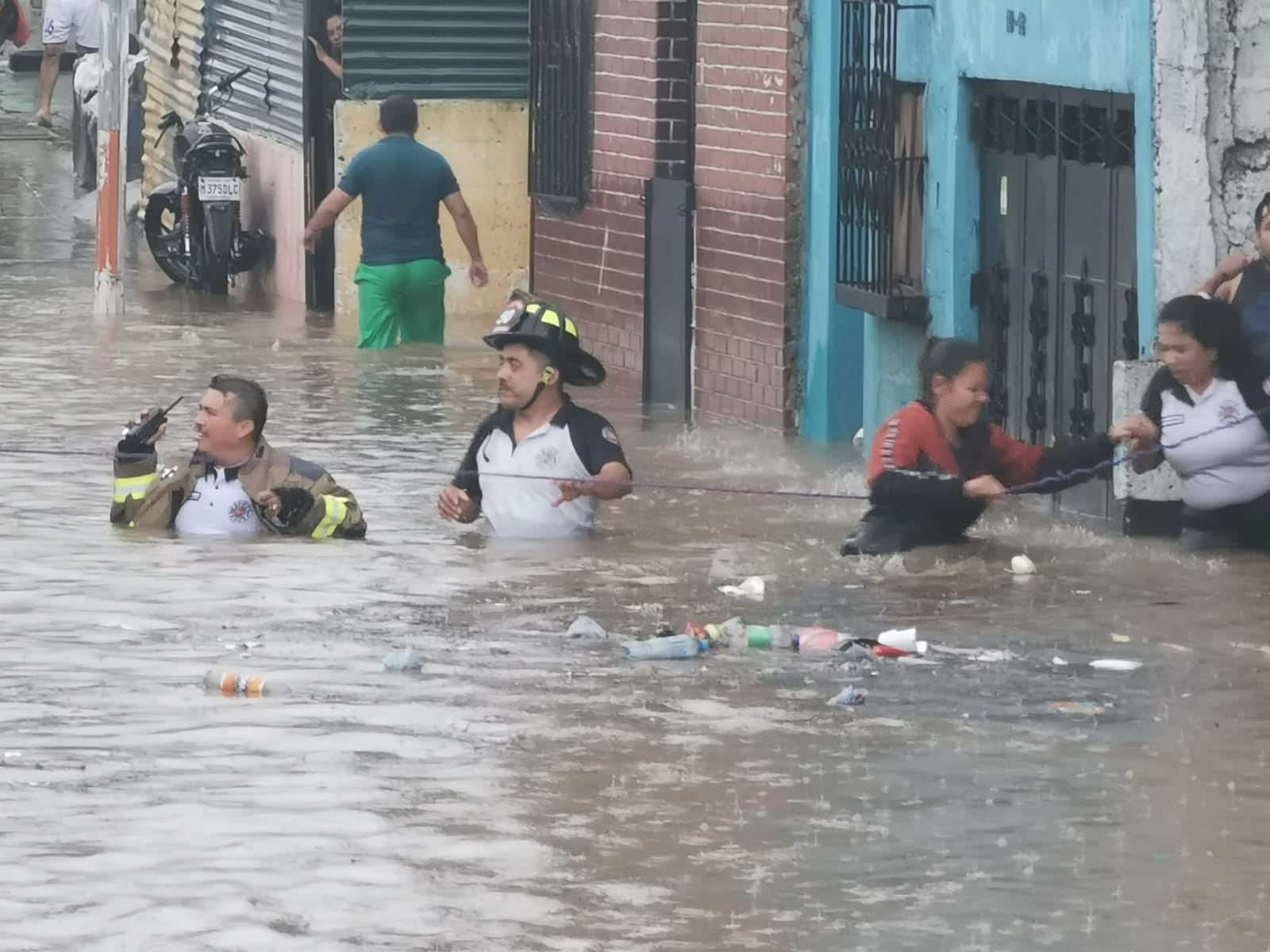 Conred atiende 17 nuevos incidentes por lluvias en las últimas horas