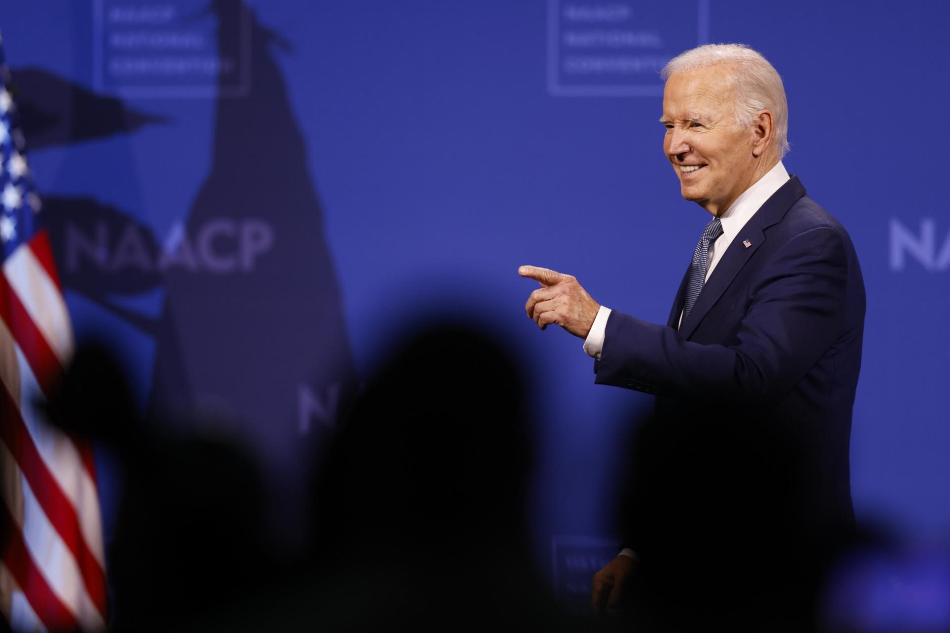 Biden dice que abandonaría la carrera presidencial si tuviera un problema médico grave